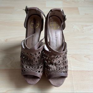 House of Harlow 1960 Thin Heels Shoes Lace Leather Strap Size 7 A